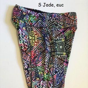 S Lularoe Jade capri workout pants, Aztec